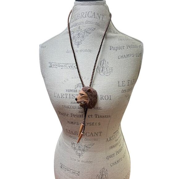 Vintage Wooden Lion Head Bolo Tie – Handmade Western Style